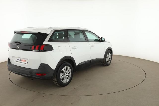 Peugeot 5008 image 5