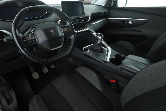 Peugeot 5008 image 4