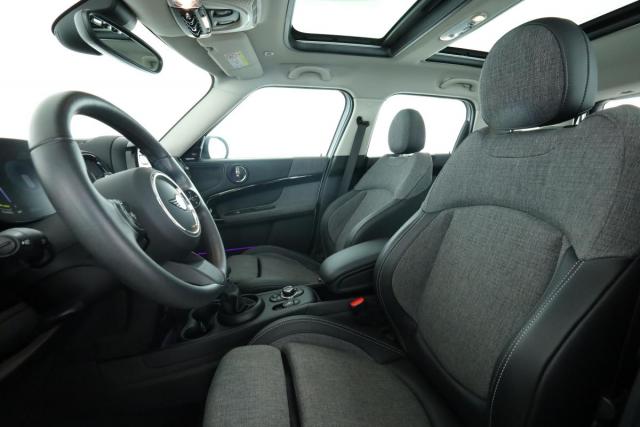 Mini Countryman image 9