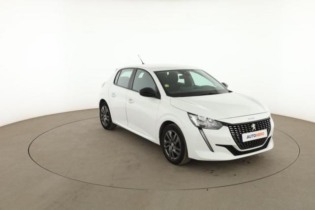 Peugeot 208 image 3