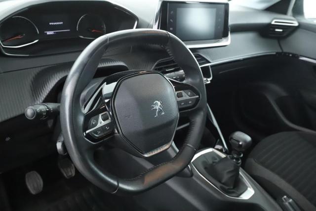 Peugeot 208 image 4
