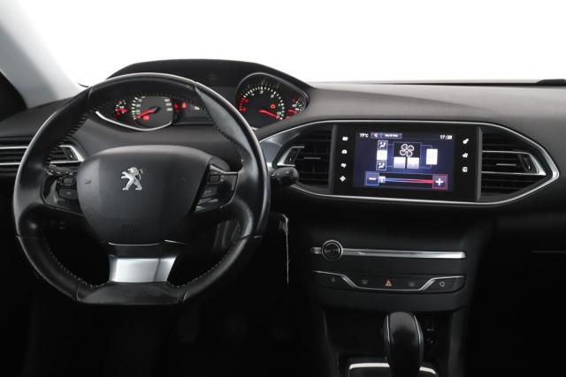Peugeot 308 image 8