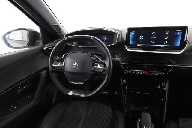 Peugeot 2008 image 9