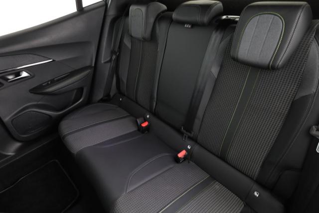 Peugeot 2008 image 5