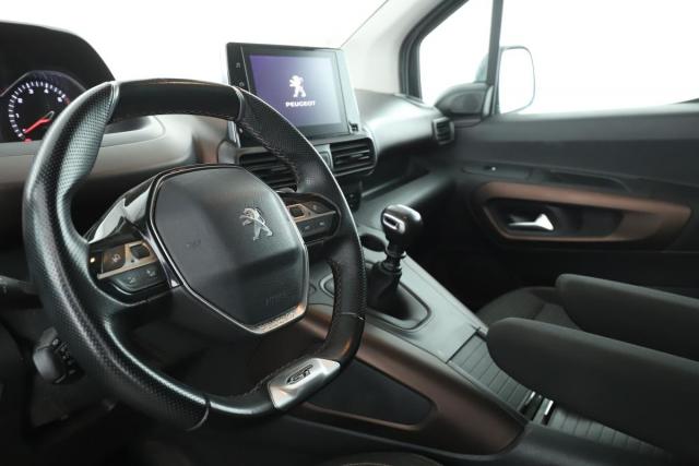 Peugeot Rifter image 1