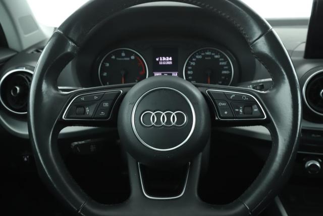 Audi Q2 image 8