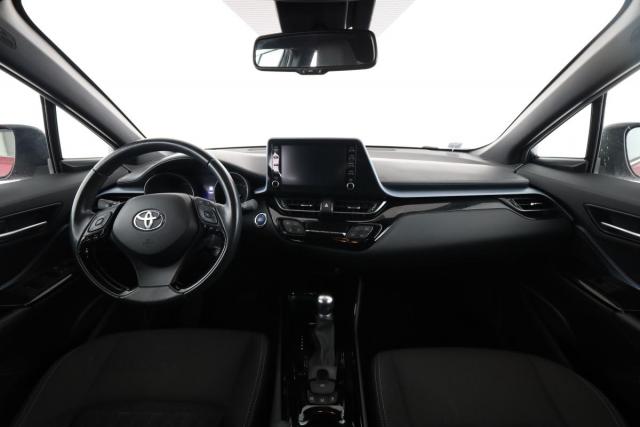 Toyota C-Hr image 6