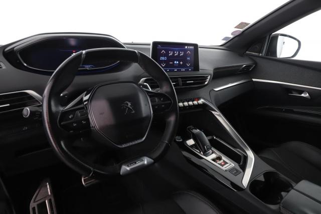 Peugeot 3008 image 2