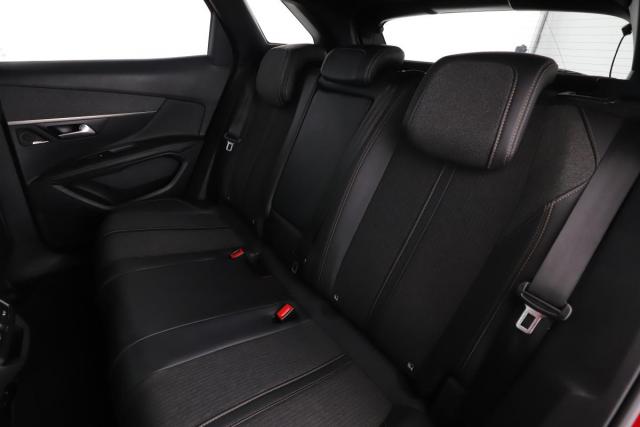 Peugeot 3008 image 1