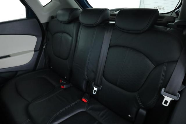 Renault Captur image 8