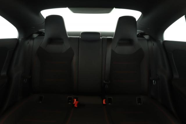 Mercedes Benz Cla image 3
