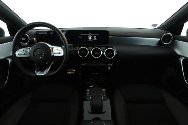 Mercedes Benz Cla image 7