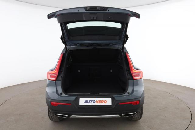 Volvo Xc40 image 7