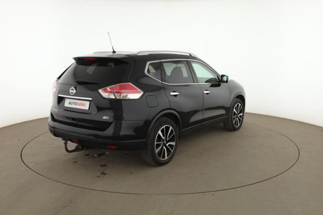 Nissan X-Trail image 2