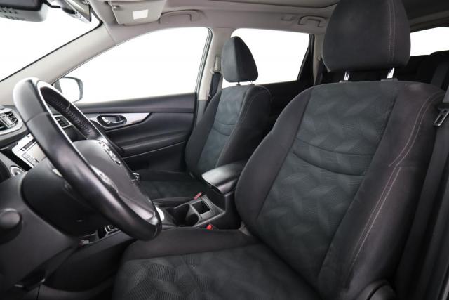 Nissan X-Trail image 9