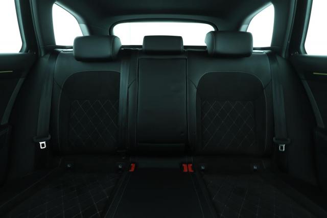 Skoda Superb Combi image 3