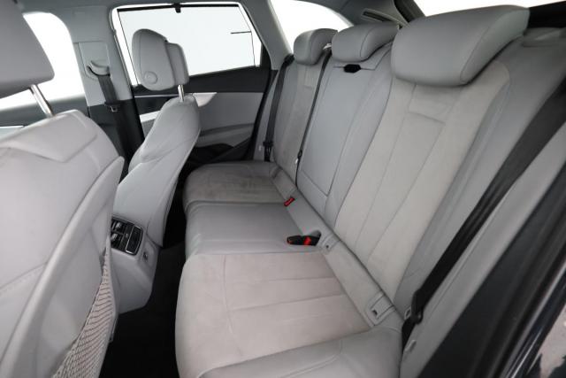 Audi A4 Avant image 9