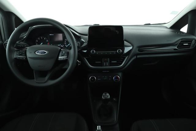 Ford Fiesta image 2