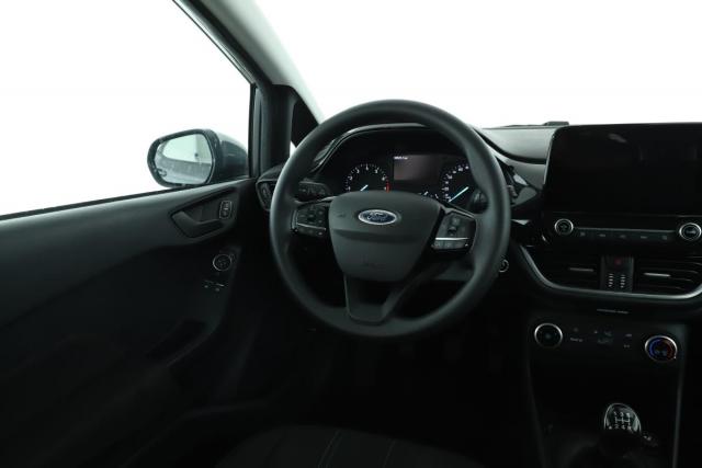 Ford Fiesta image 7