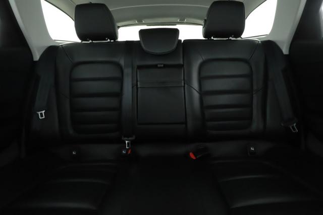 Renault Talisman Estate image 5