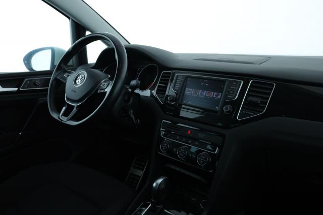 Volkswagen Golf Sportsvan image 1