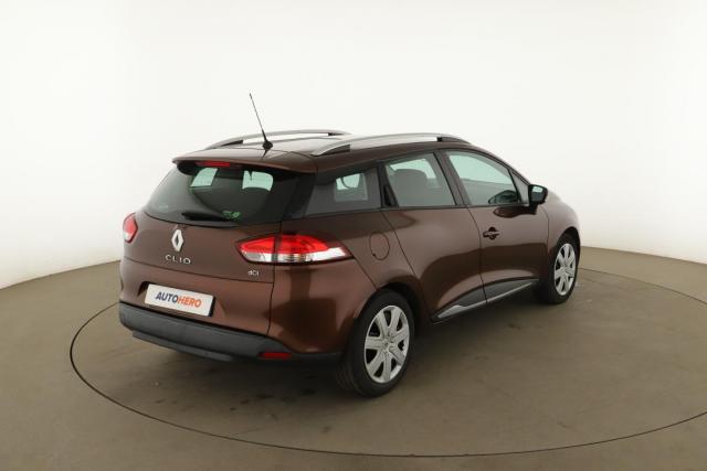 Renault Clio Estate image 2