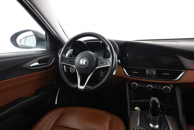 Alfa Romeo Giulia image 3