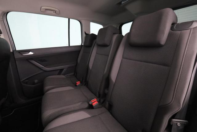 Volkswagen Touran image 1