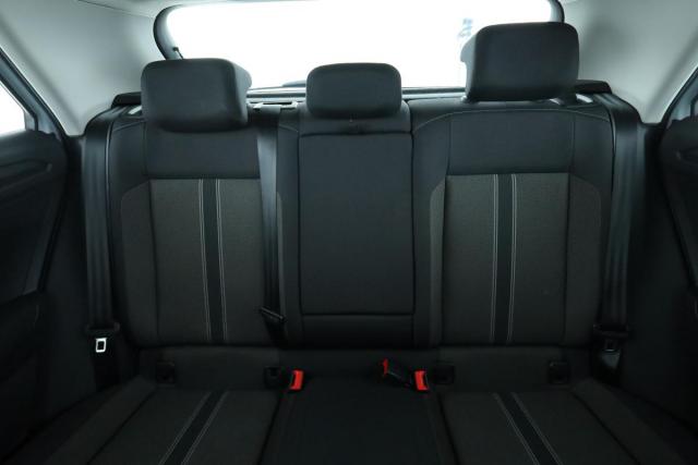 Volkswagen T-Roc image 2