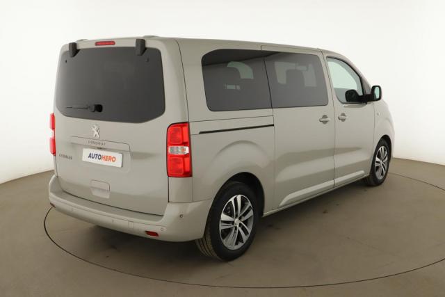 Peugeot Traveller image 1