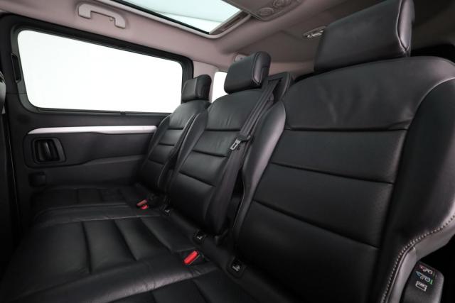 Peugeot Traveller image 7
