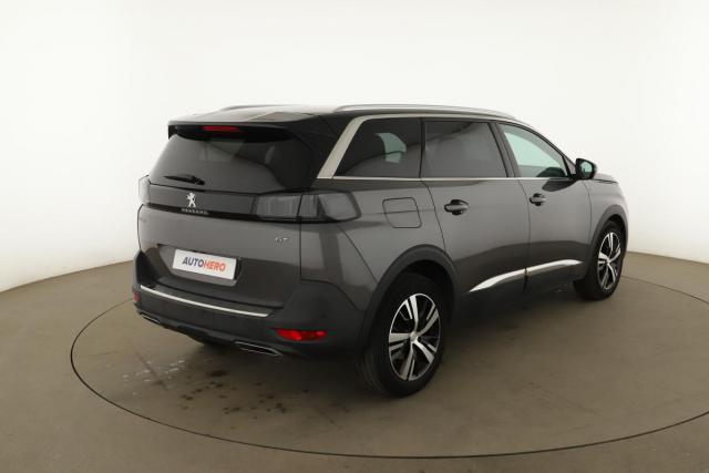 Peugeot 5008 image 6
