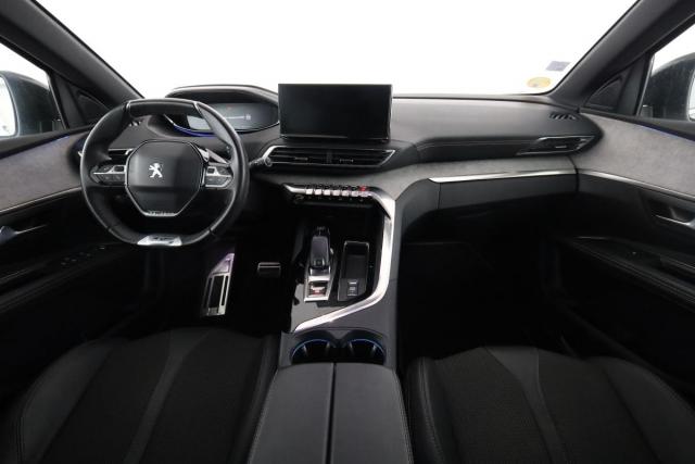 Peugeot 5008 image 1