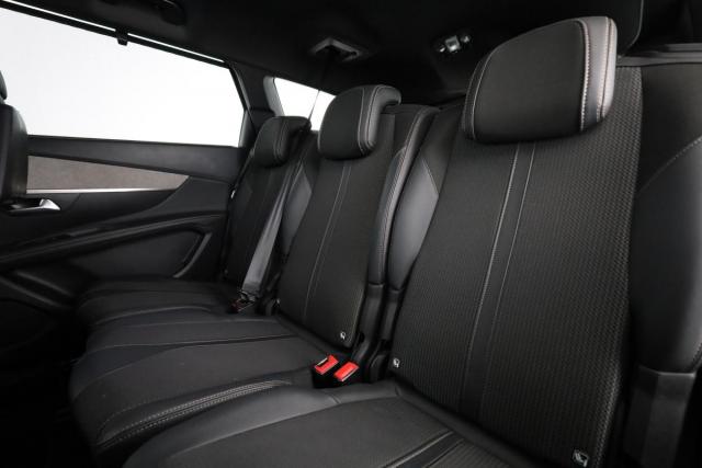 Peugeot 5008 image 5