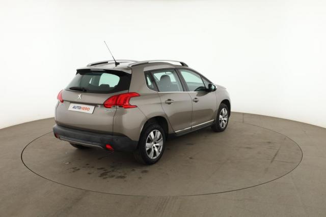Peugeot 2008 image 5