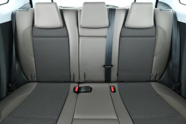 Peugeot 2008 image 9