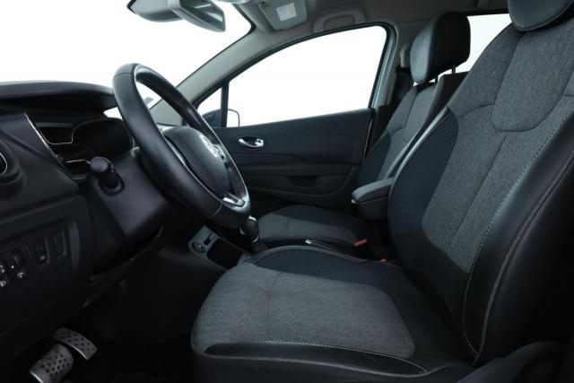 Renault Captur image 9