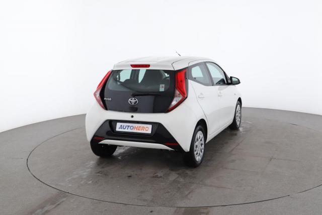 Toyota Aygo image 7