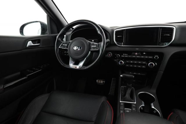 Kia Sportage image 6