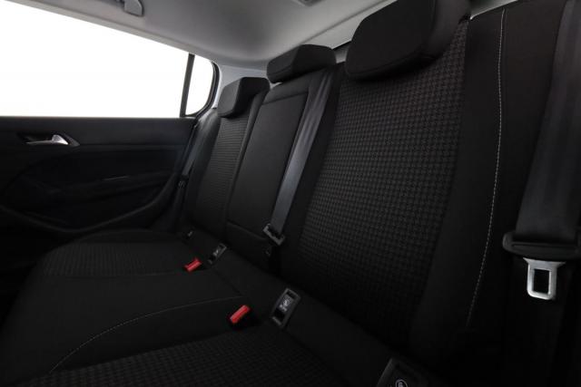 Peugeot 308 image 6