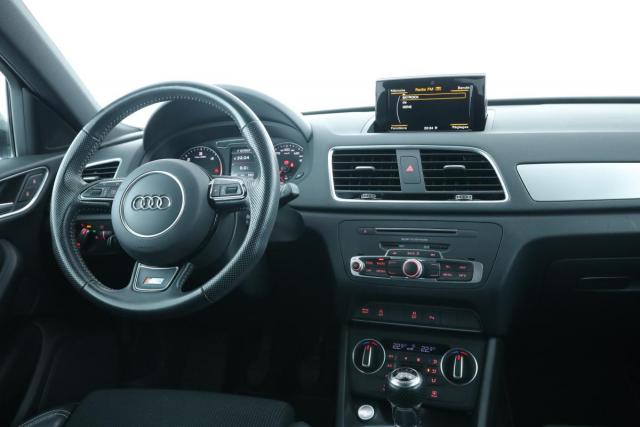 Audi Q3 image 9