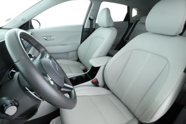 Hyundai Kona image 3