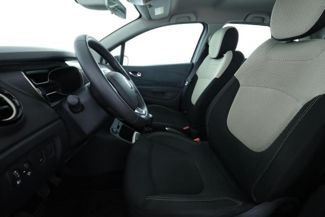 Renault Captur image 1