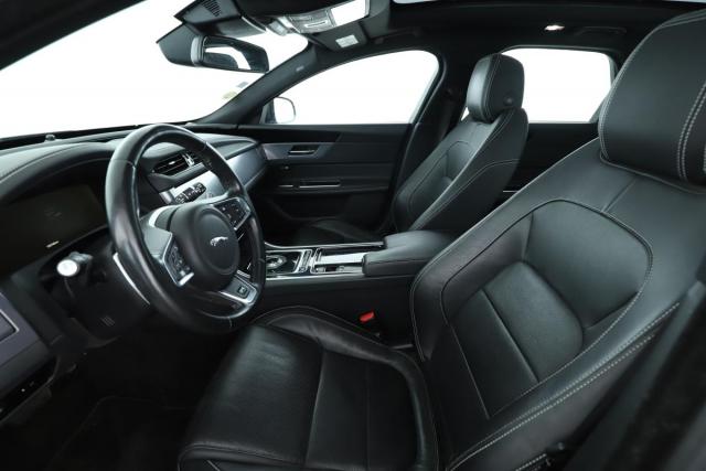 Jaguar Xf image 2