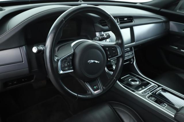 Jaguar Xf image 7