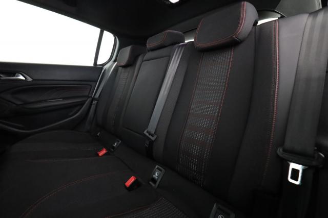 Peugeot 308 image 5