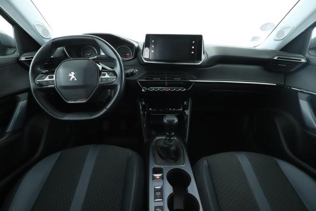 Peugeot 2008 image 5