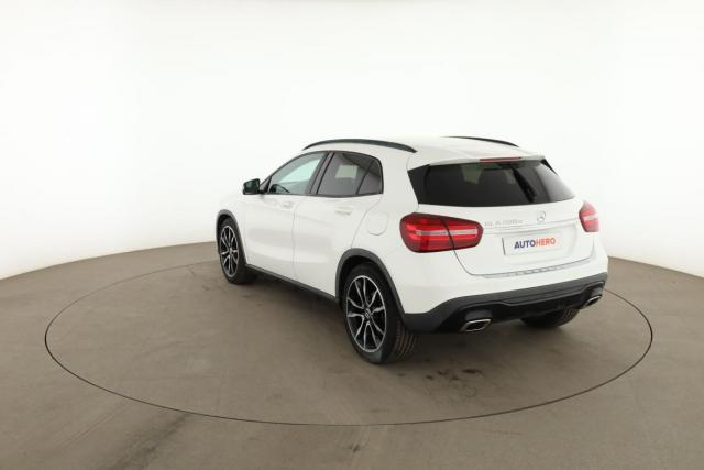 Mercedes Benz Gla image 7