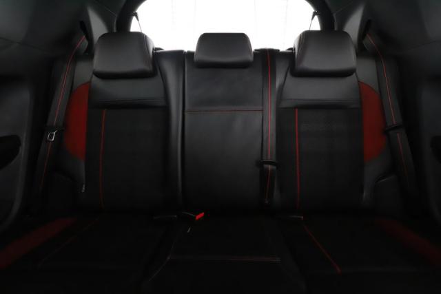 Peugeot 208 image 3