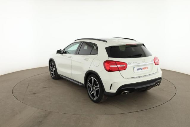Mercedes Benz Gla image 4